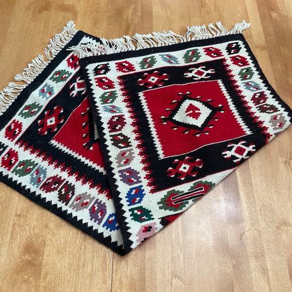 Vintage Wool Table Runner Wall Hanging Rug Native American Navajo Style Mat - Picture 1 of 8